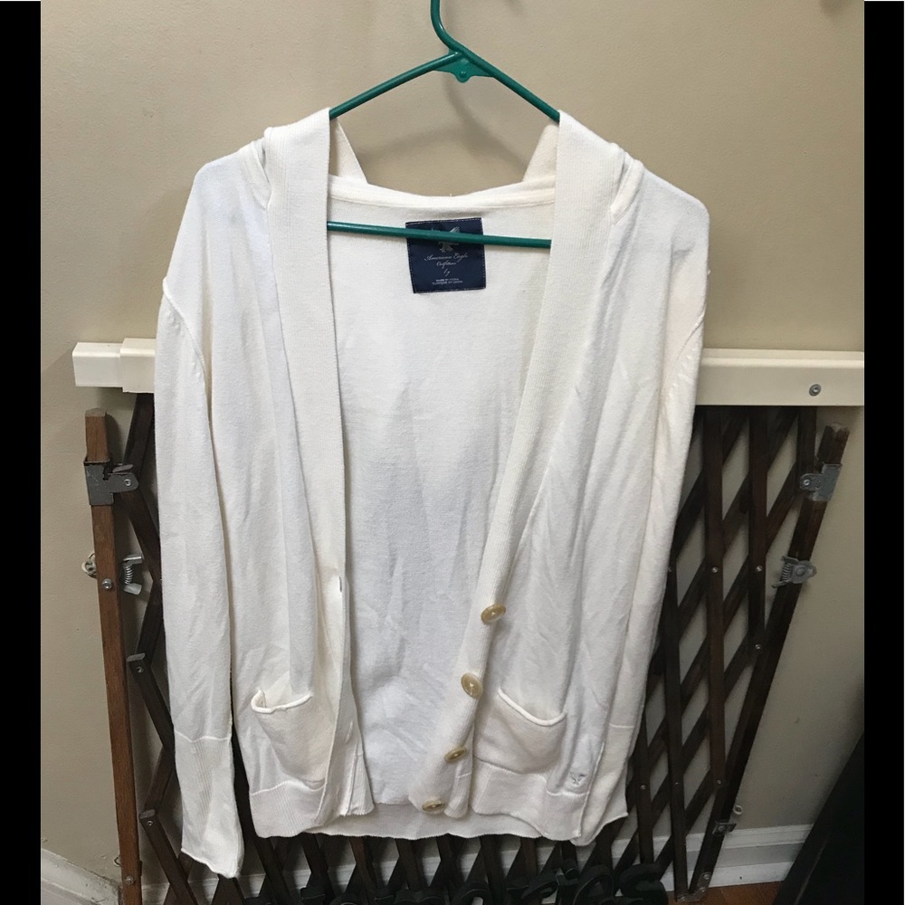 American Eagle Sweater w/ hood